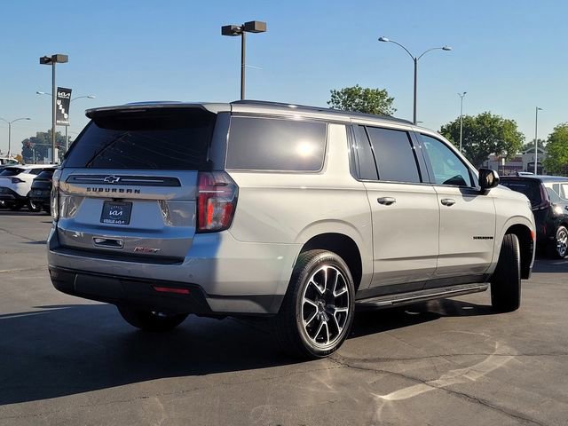 Used 2023 Chevrolet Suburban RST AWD/4WD image 5