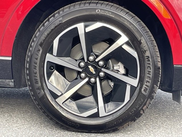 New 2025 Chevrolet Equinox EV LT image 10