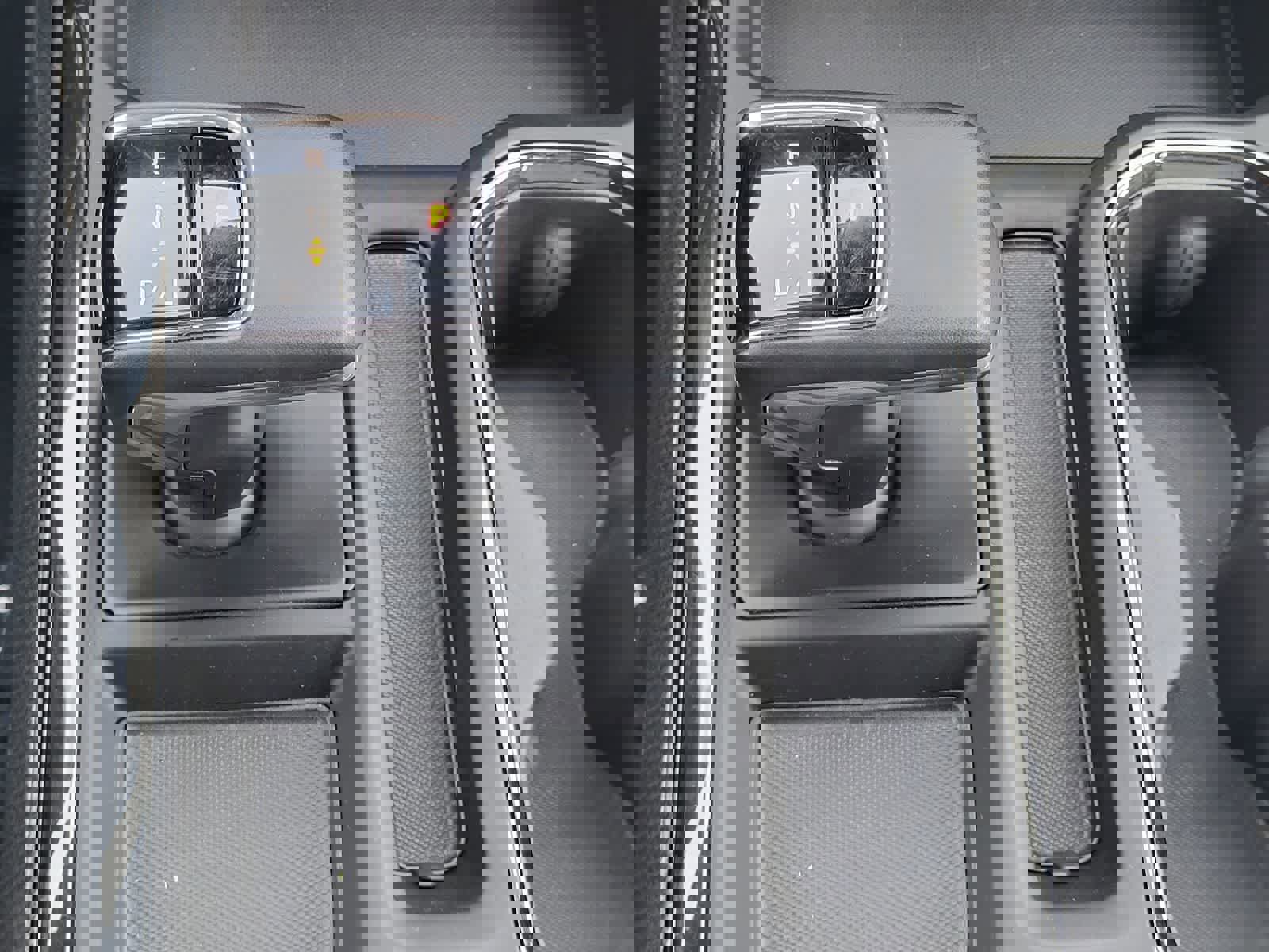 Used 2023 Chevrolet Silverado 1500 ZR2 w/ Technology Package image 24