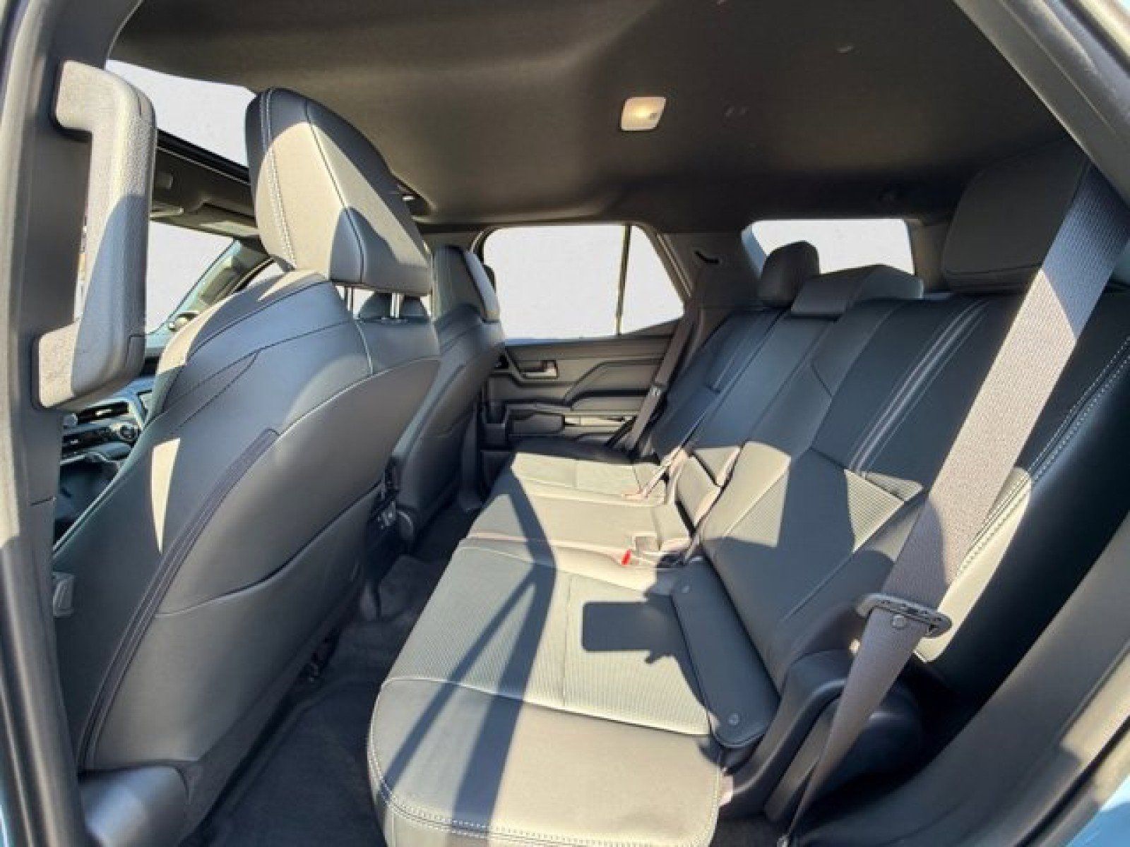 Used 2025 Toyota 4Runner Limited image 18