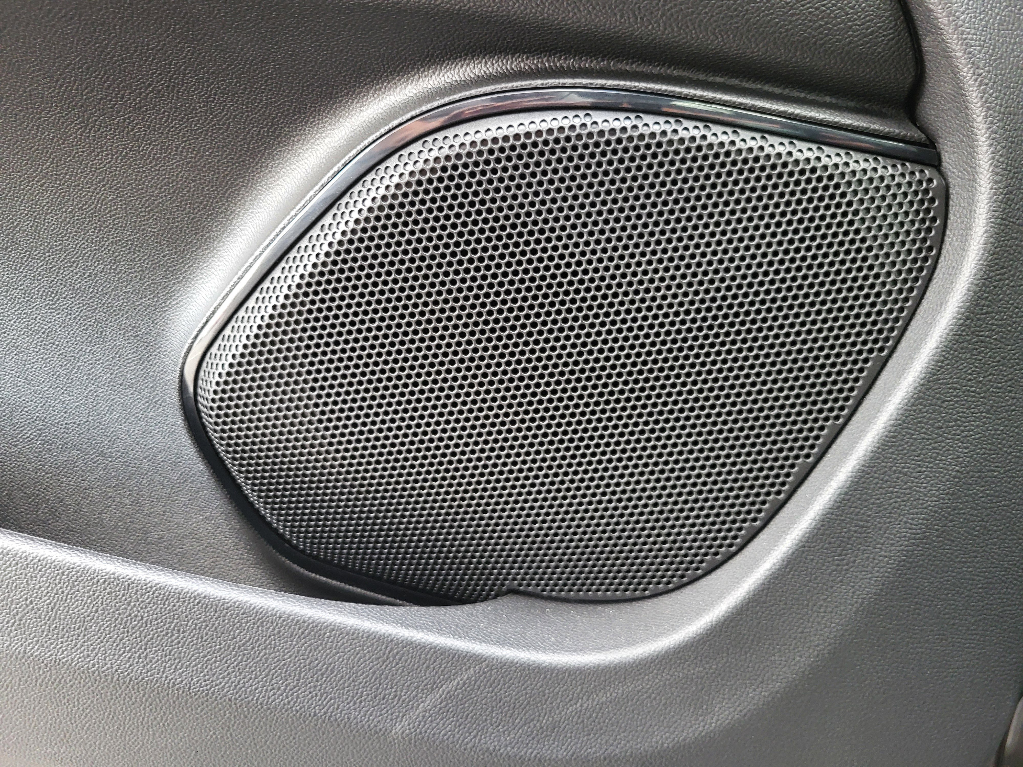 New 2025 Alfa Romeo Stelvio Sprint image 27