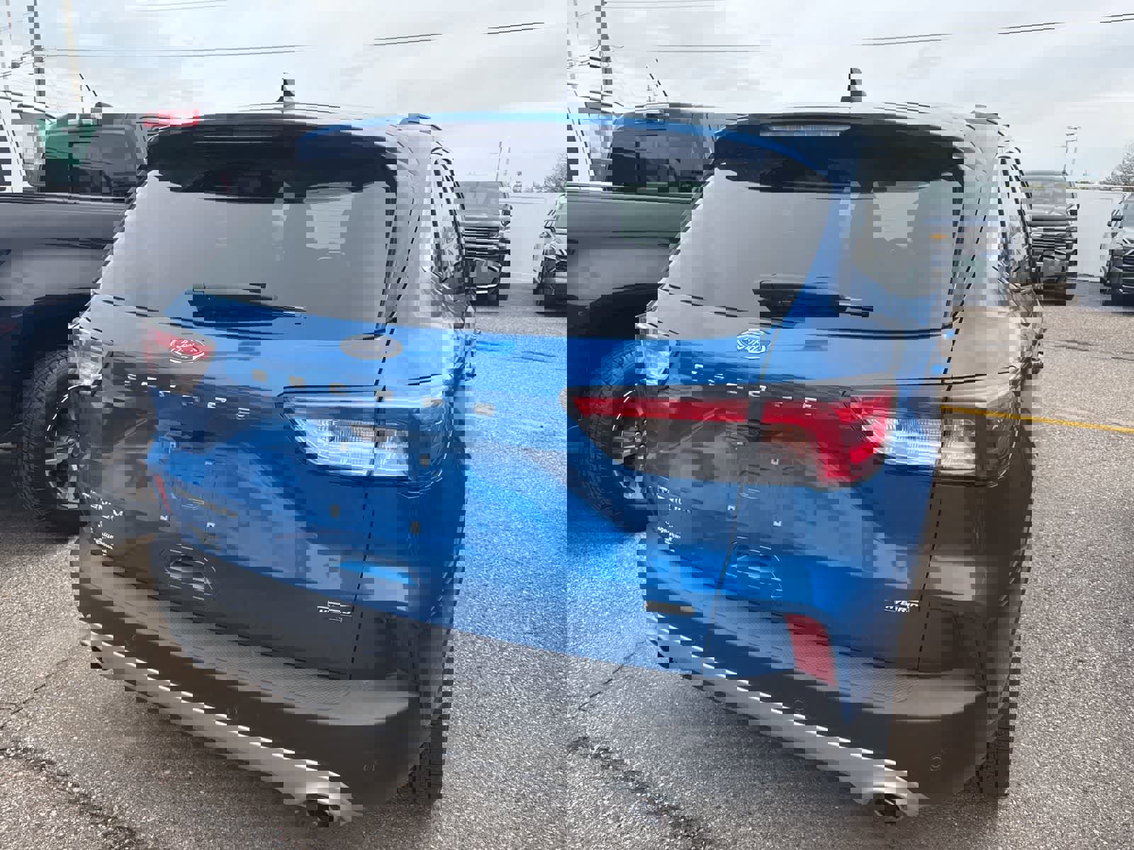 Used 2021 Ford Escape Titanium FWD image 25