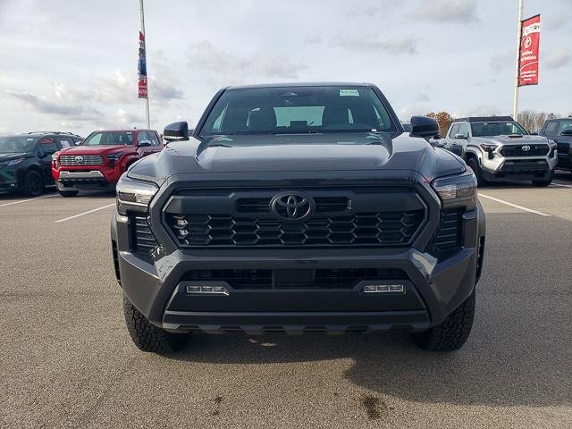 New 2025 Toyota Tacoma TRD Off-Road video 2