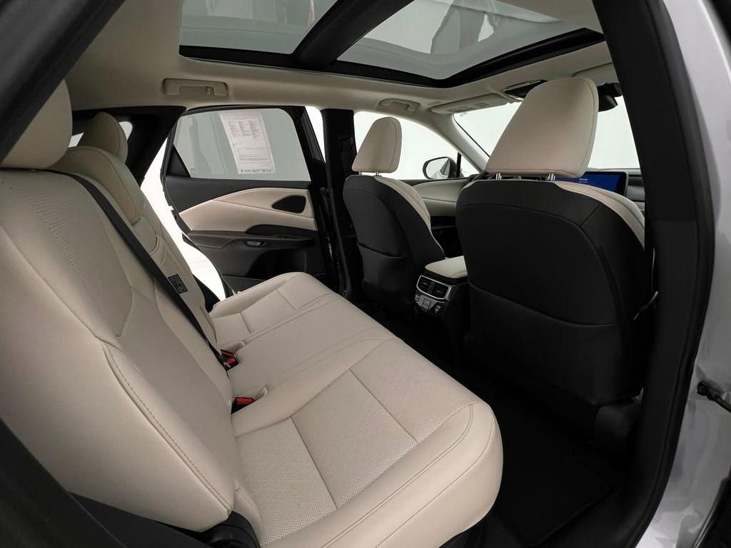 Certified 2023 Lexus RX 350 w/ Accessory Package (2T) image 17