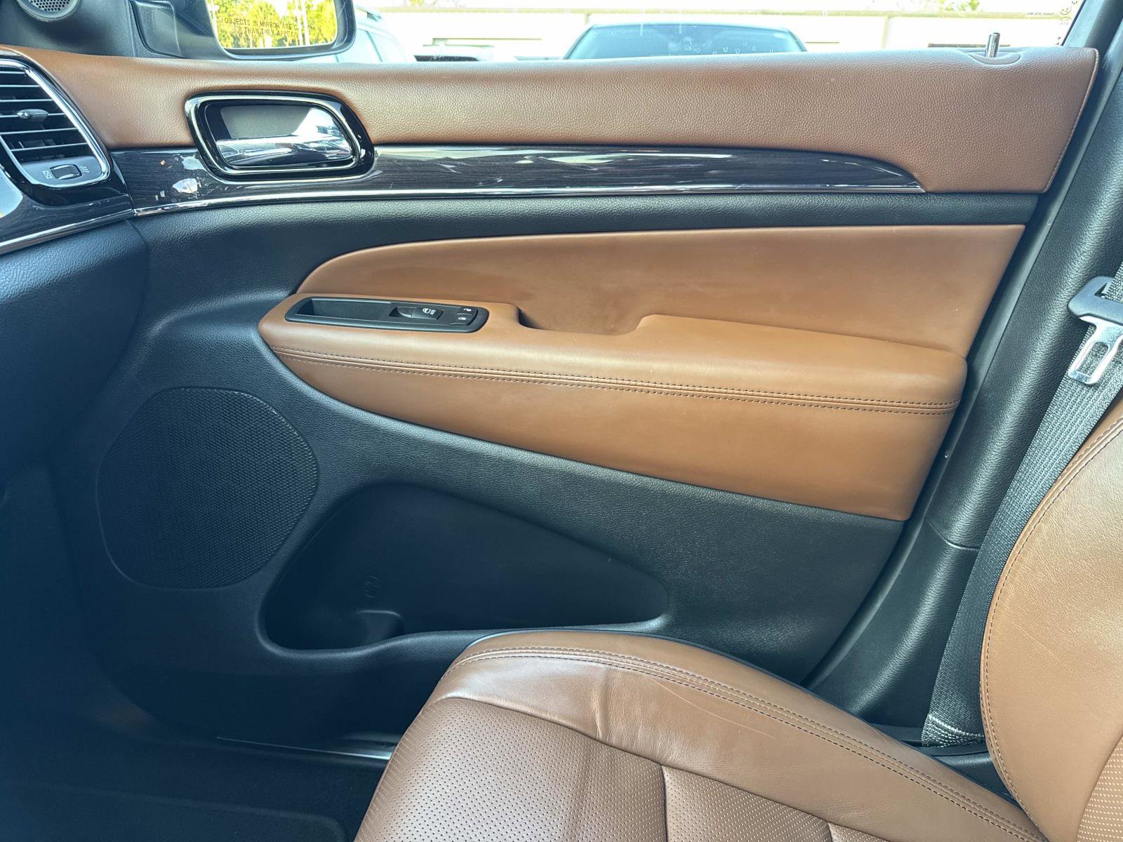 Used 2021 Jeep Grand Cherokee Overland image 22