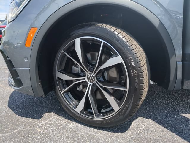 Used 2023 Volkswagen Tiguan SEL R-Line AWD/4WD image 39