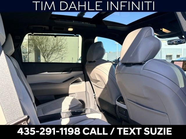New 2026 INFINITI QX60 Autograph w/ Dark Cargo Package image 17