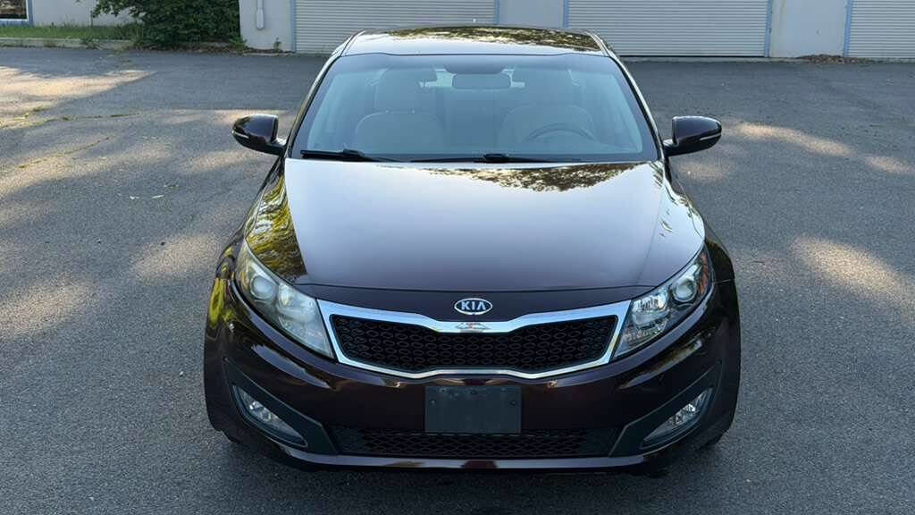 Used 2012 Kia Optima LX FWD image 10