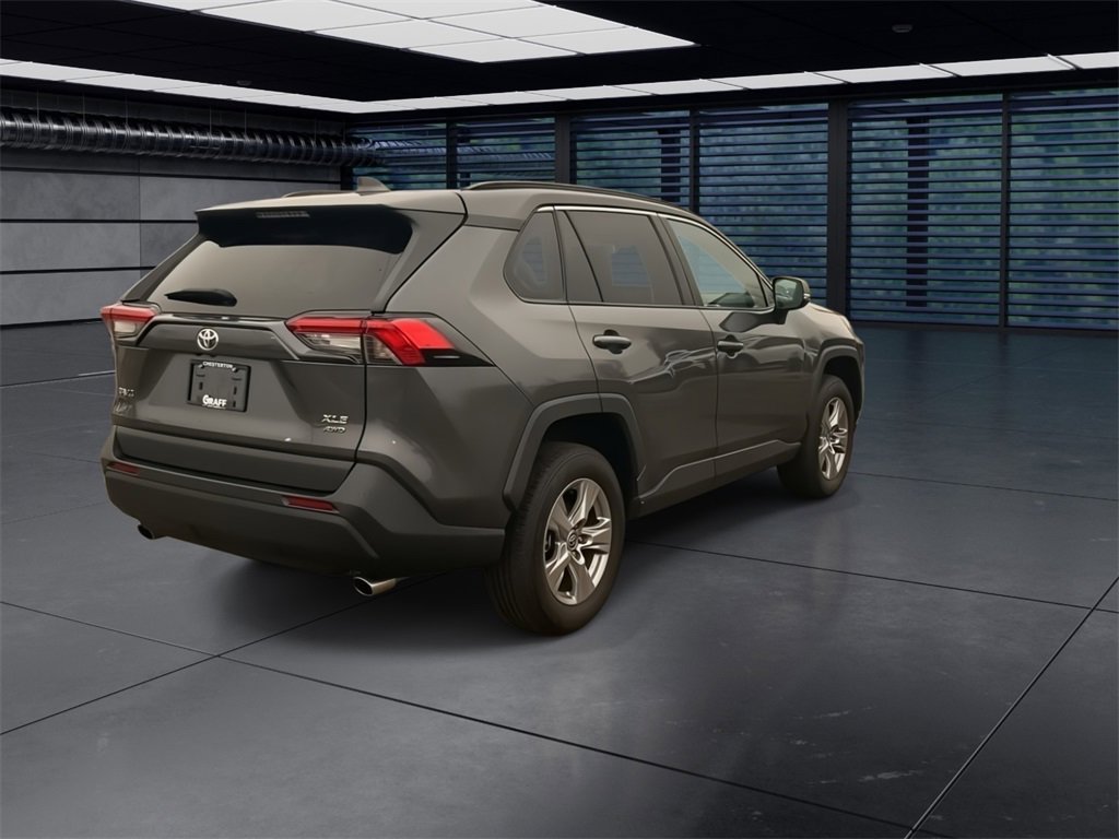 Used 2023 Toyota RAV4 XLE image 8