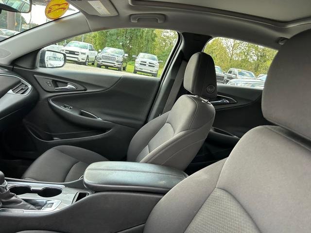 Used 2023 Chevrolet Malibu LT image 12