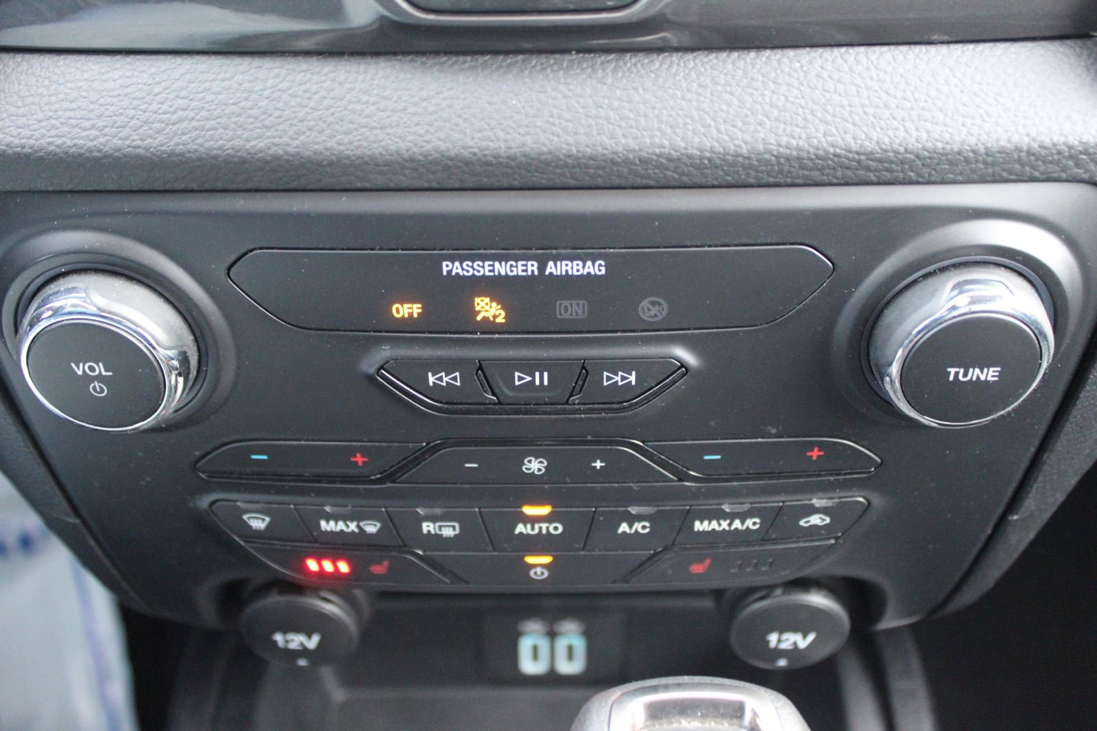 Used 2023 Ford Ranger Lariat w/ Equipment Group 501A High image 31