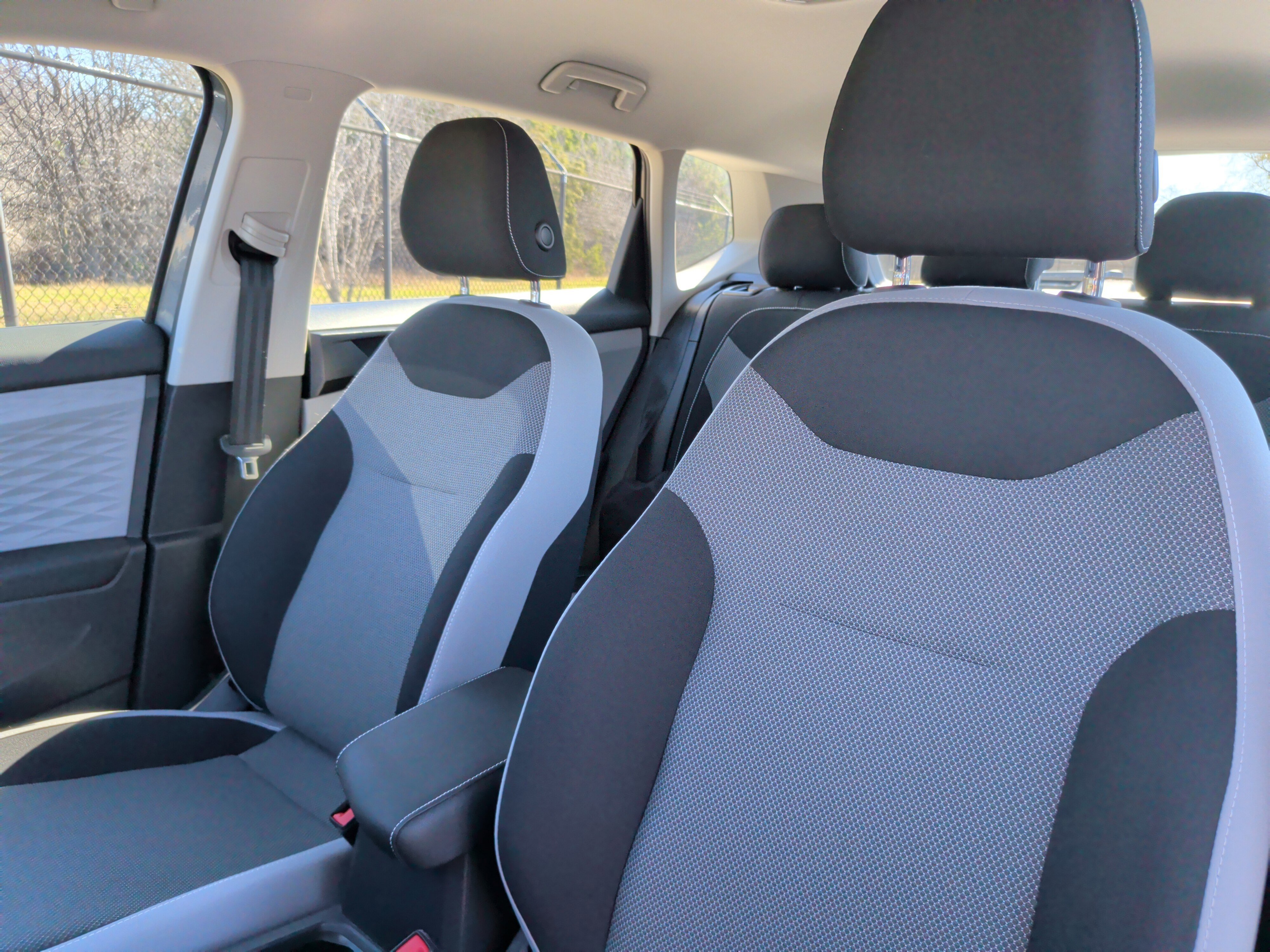 Used 2022 Volkswagen Taos S w/ IQ Drive S Package image 25