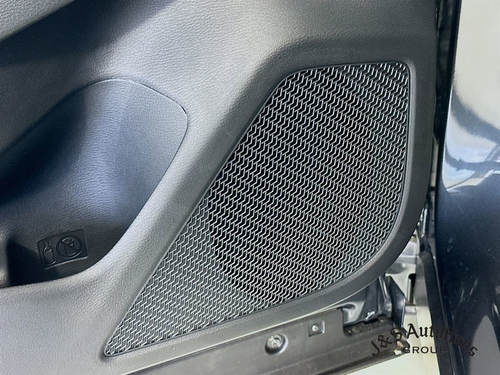 Used 2024 Mitsubishi Outlander SEL image 23