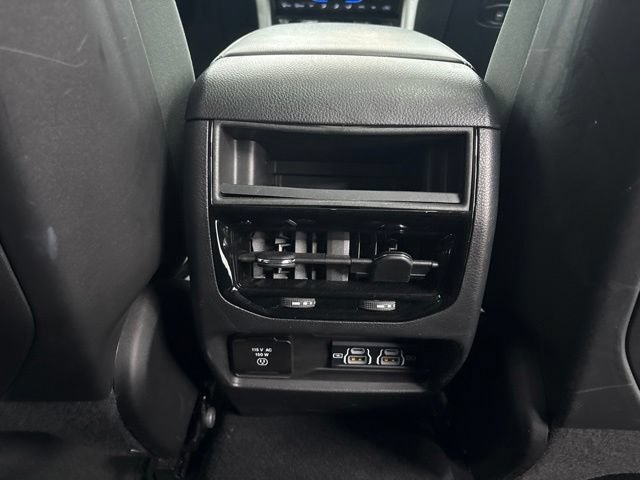 Used 2023 Jeep Grand Cherokee Altitude AWD/4WD image 30