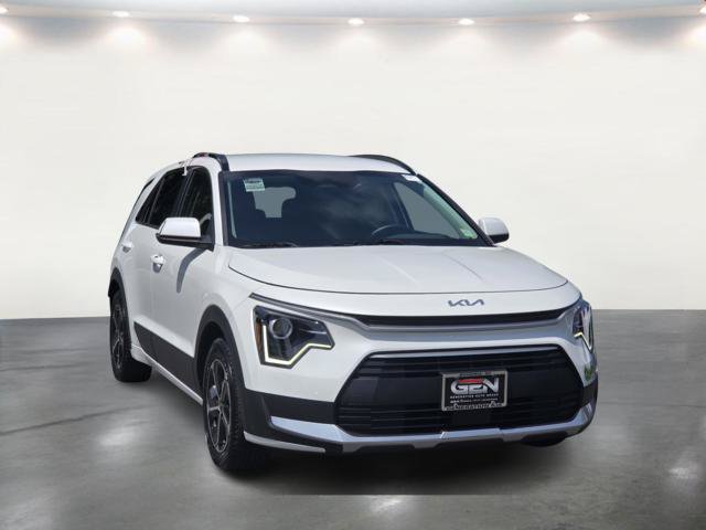 Used 2023 Kia Niro EX w/ EX Cold Weather Package FWD image 1