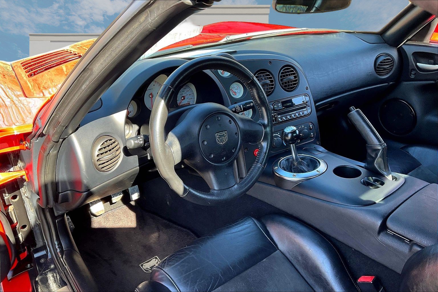 Used 2003 Dodge Viper SRT-10 image 13