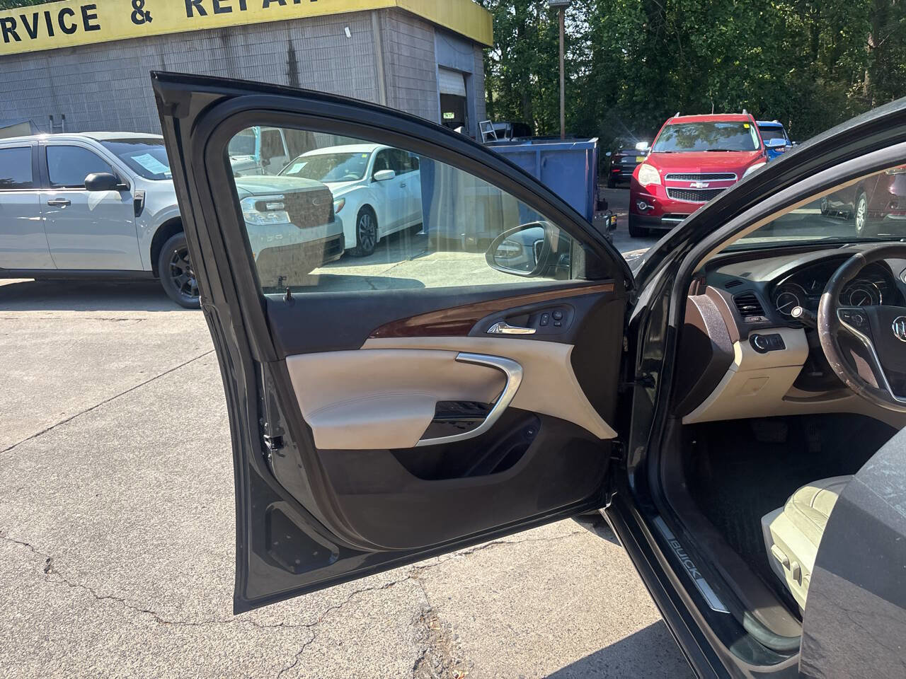 Used 2014 Buick Regal Premium FWD image 8