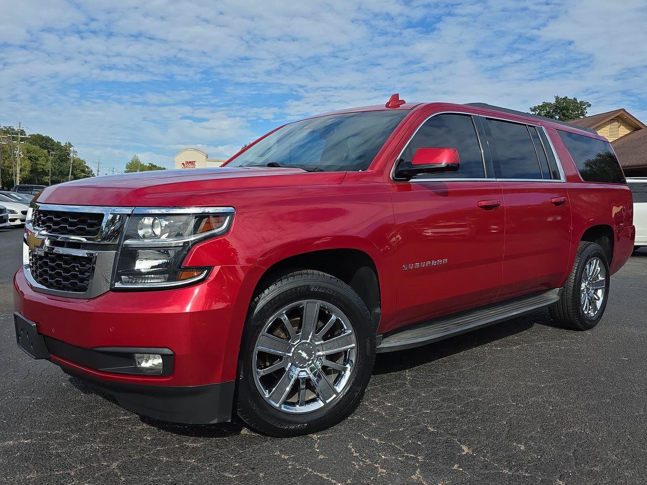 Used 2015 Chevrolet Suburban LT w/ Luxury Package AWD/4WD image 1