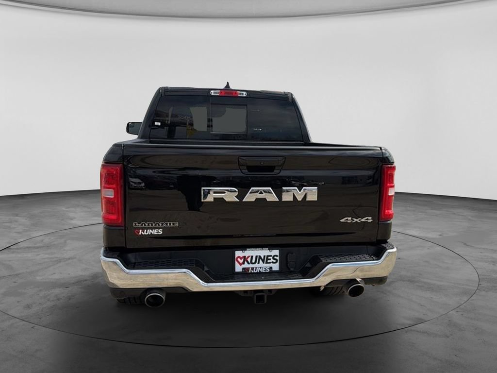 Used 2025 RAM 1500 Laramie AWD/4WD image 9