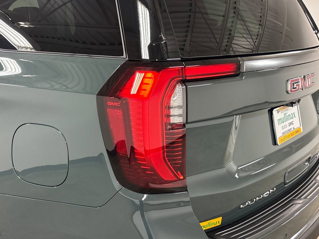 New 2026 GMC Yukon AT4 w/ AT4 Premium Package image 14
