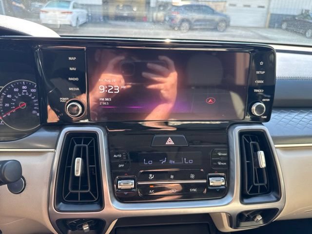 Used 2023 Kia Sorento S w/ Panoramic Sunroof Package FWD image 22