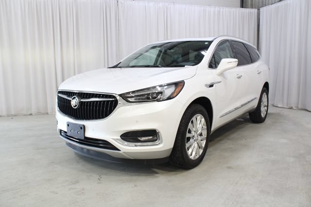 Used 2021 Buick Enclave Premium w/ Sun and Sites Package FWD image 38