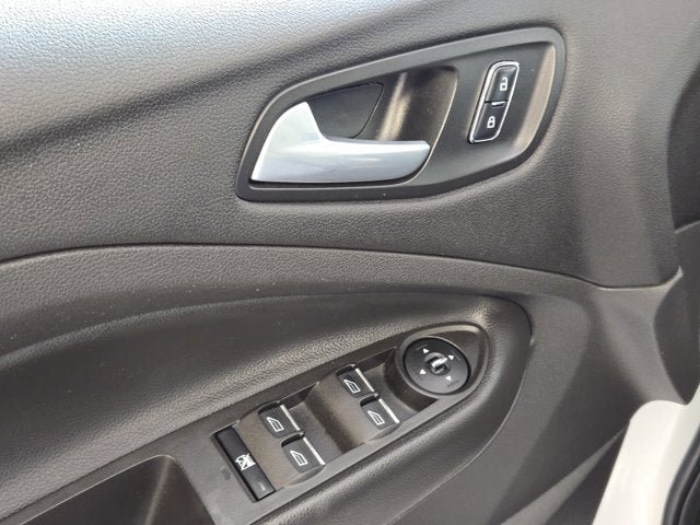 Used 2015 Ford Escape SE w/ Equipment Group 201A AWD/4WD image 18