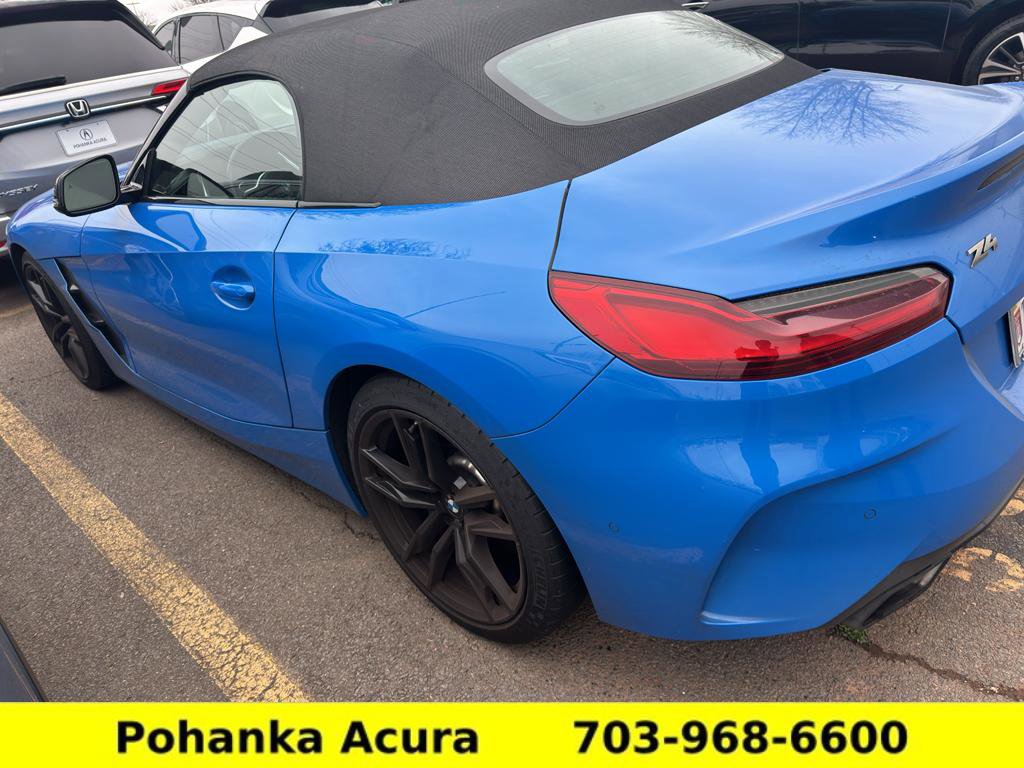 Used 2022 BMW Z4 M40i w/ Premium Package image 4