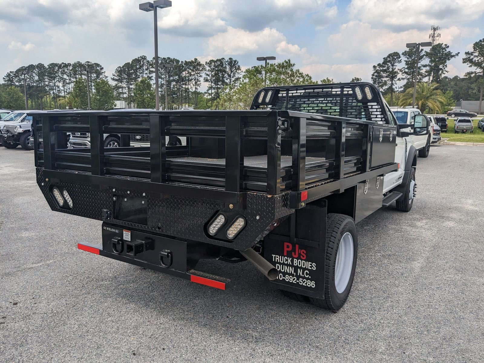 New 2024 Ford F550 2WD Regular Cab Super Duty image 5