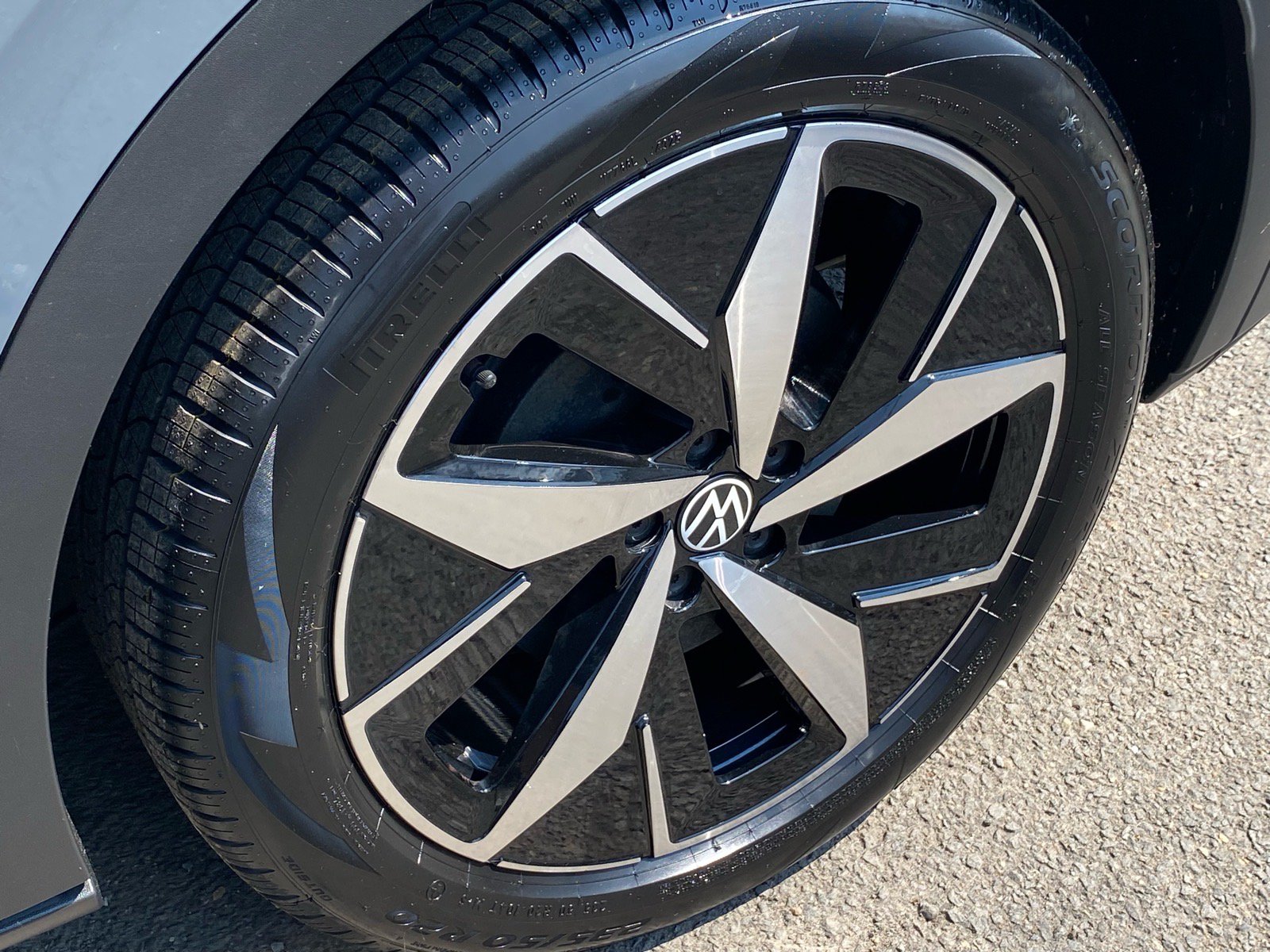 Used 2023 Volkswagen ID.4 S RWD image 19