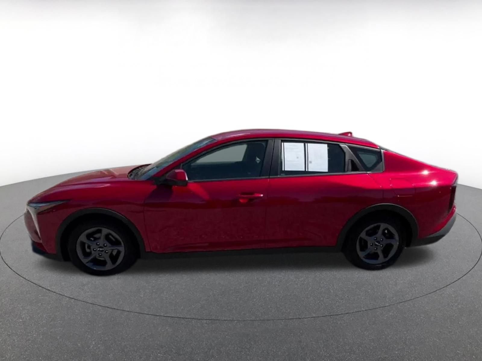 Used 2025 Kia K4 FWD image 9