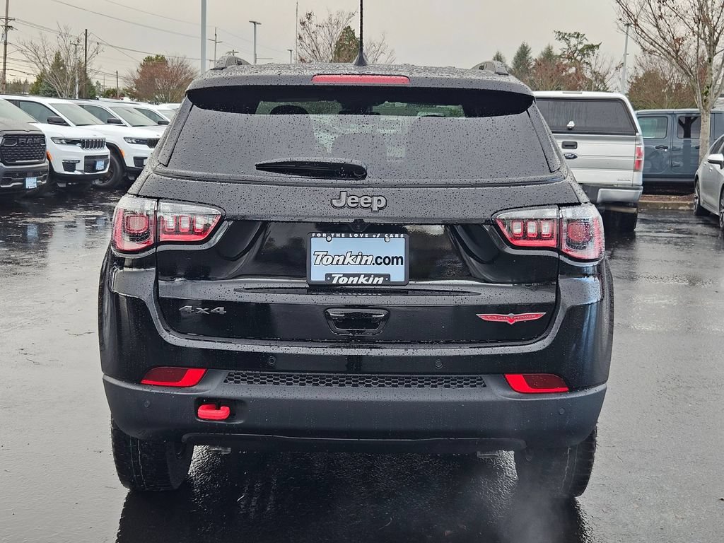 Used 2026 Jeep Compass Trailhawk AWD/4WD image 5