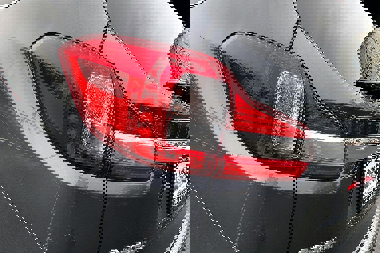 Used 2020 Subaru Ascent Limited w/ Technology Package image 29