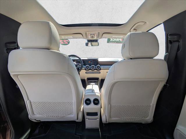 Used 2022 Mercedes-Benz GLB 250 image 24