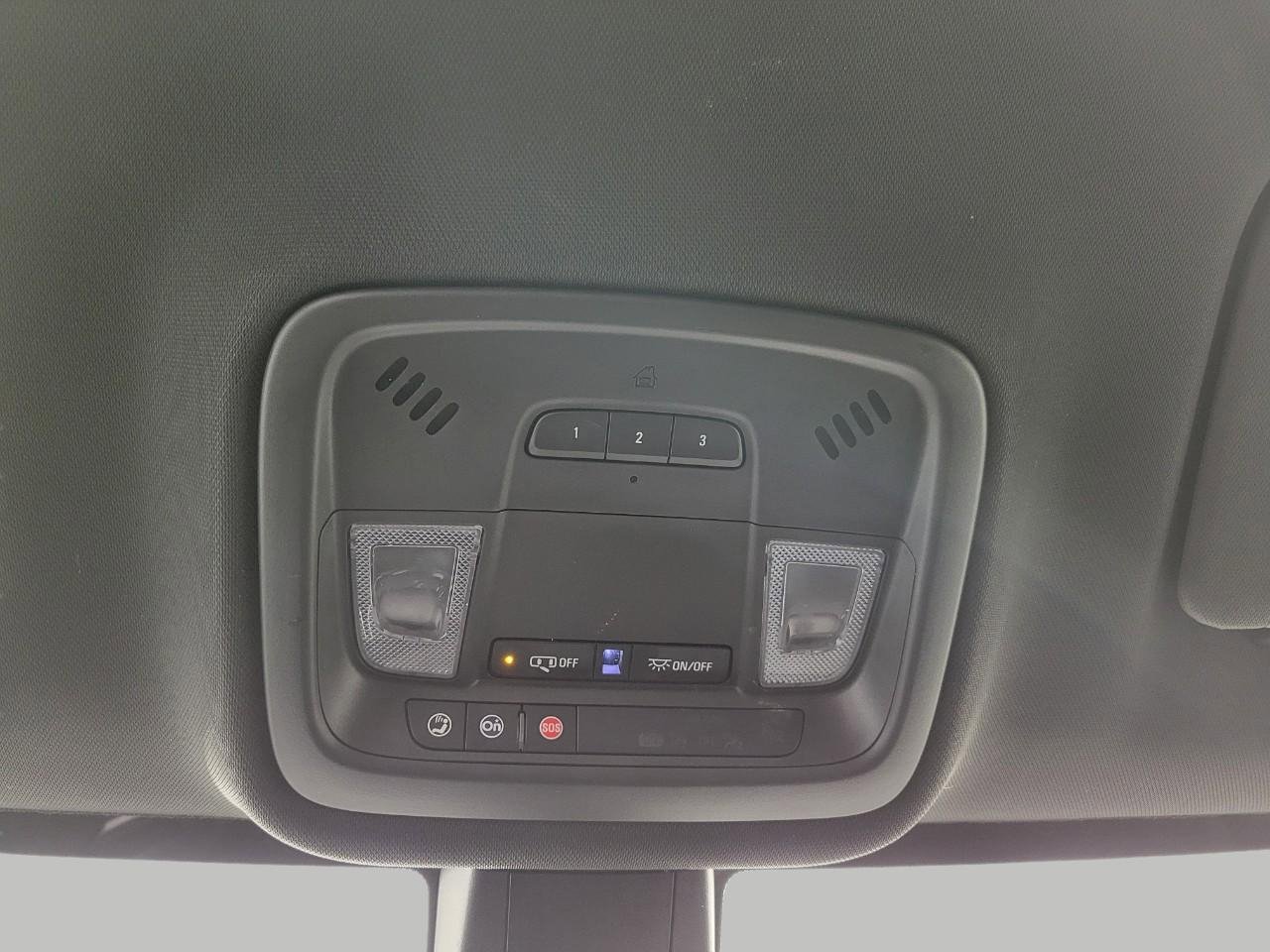 Used 2022 Chevrolet Traverse LT AWD/4WD image 19