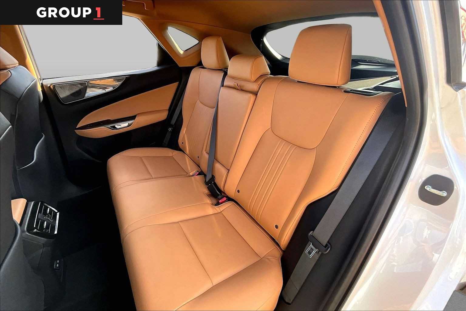 Used 2025 Lexus NX 250 FWD w/ Premium Package image 18