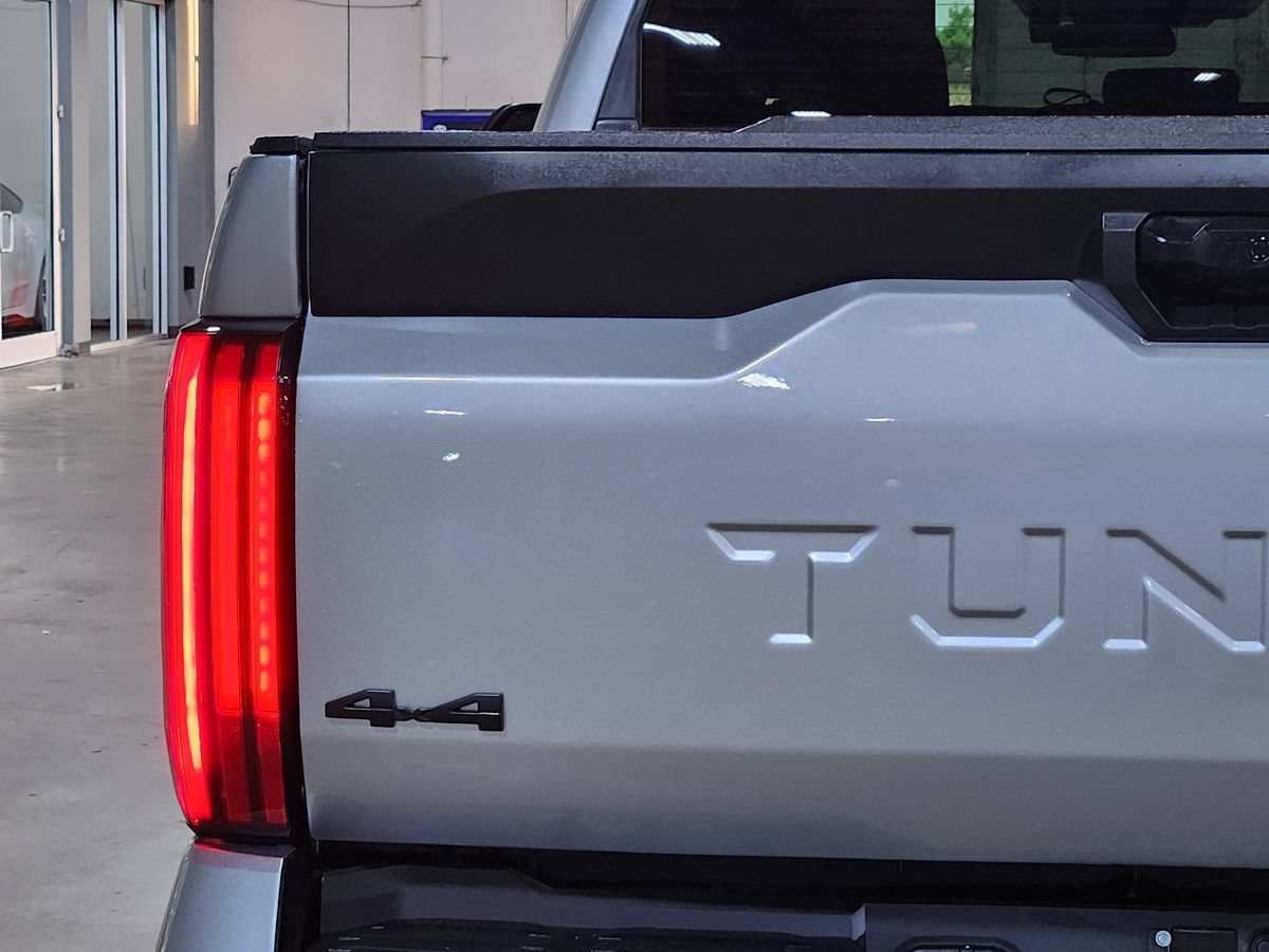 Used 2022 Toyota Tundra SR5 AWD/4WD image 22