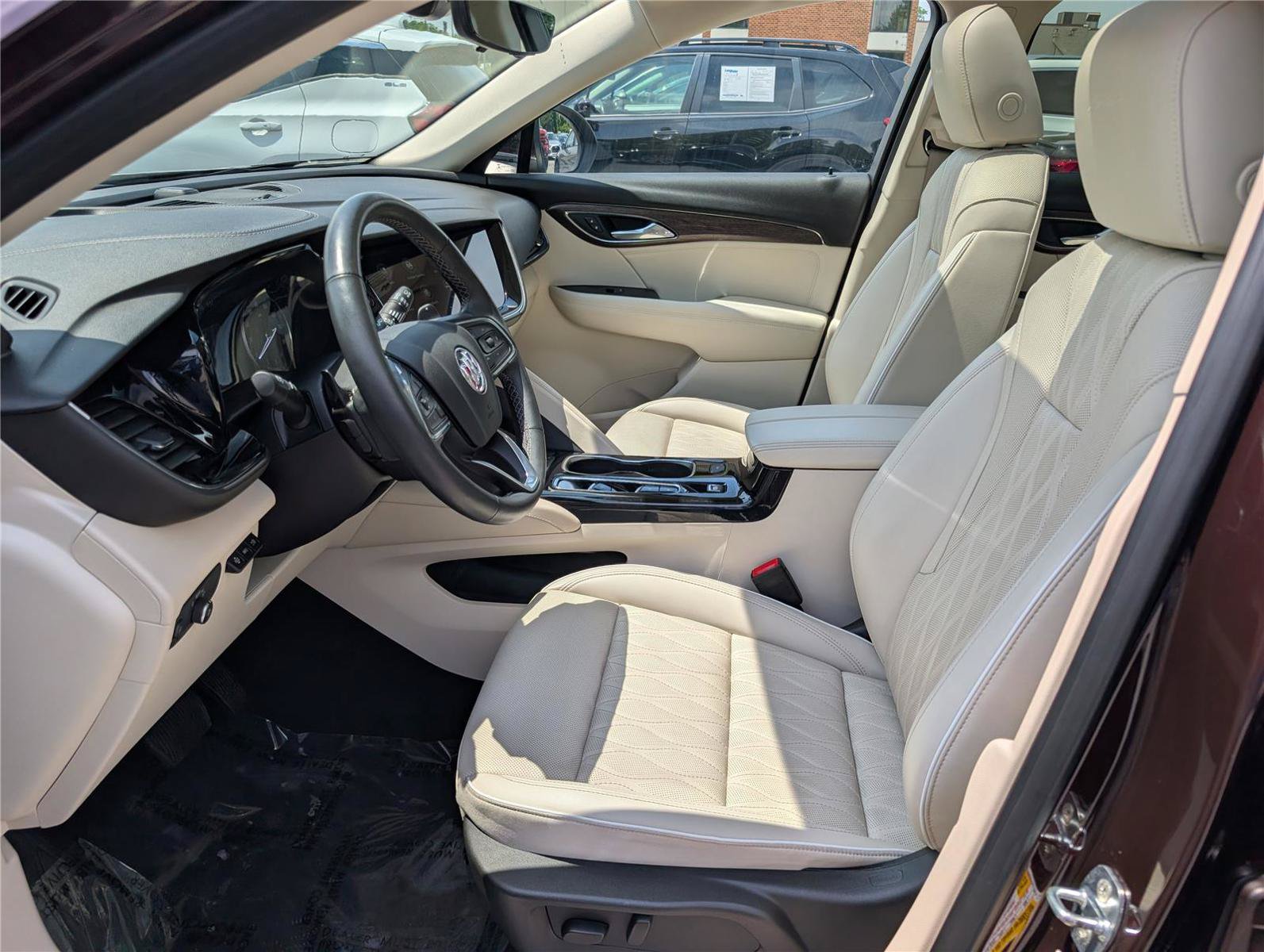 Used 2023 Buick Envision Avenir AWD/4WD image 18