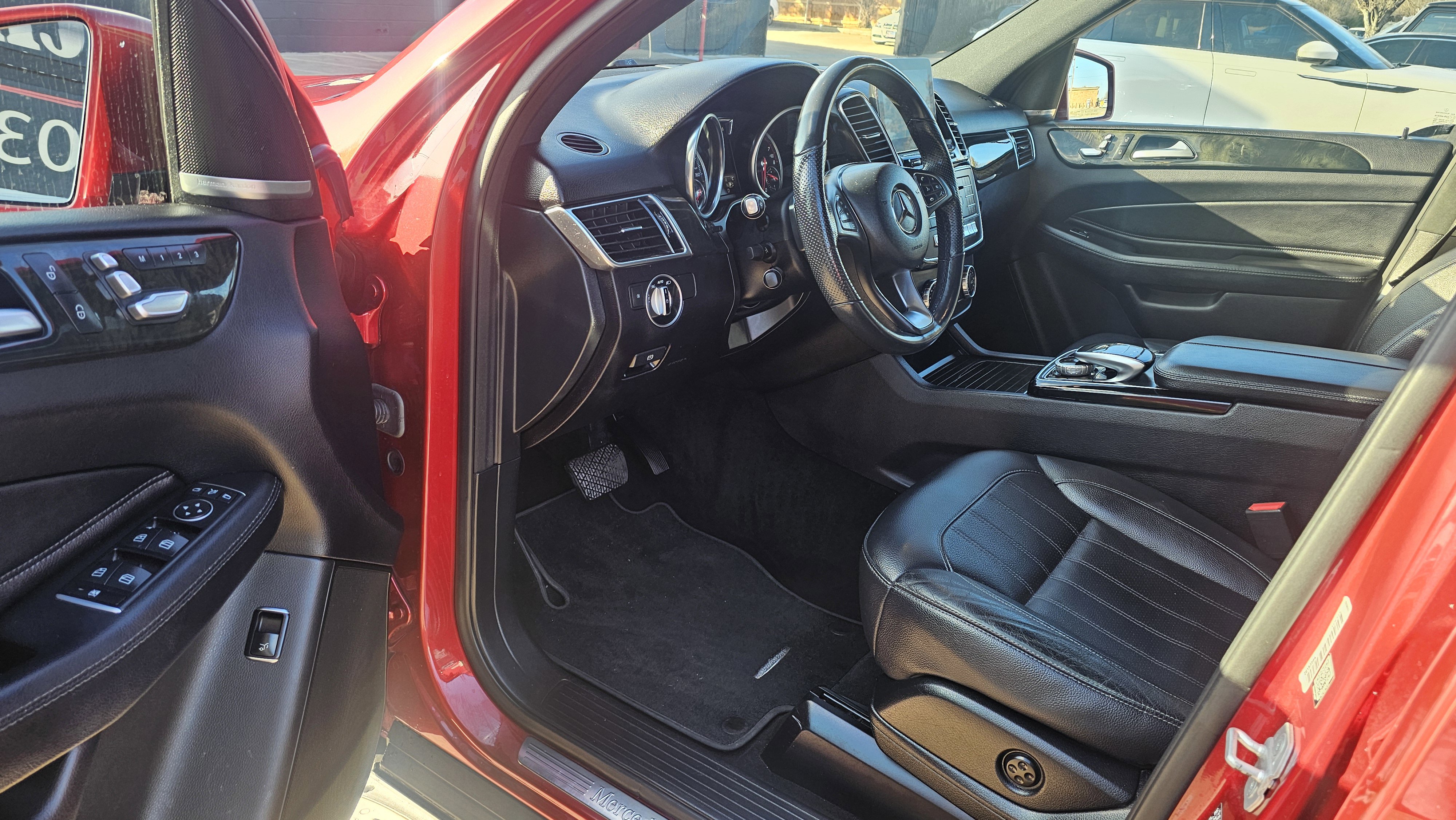 Used 2017 Mercedes-Benz GLE 350 GLE 350 SUV w/ Premium 1 Package image 23