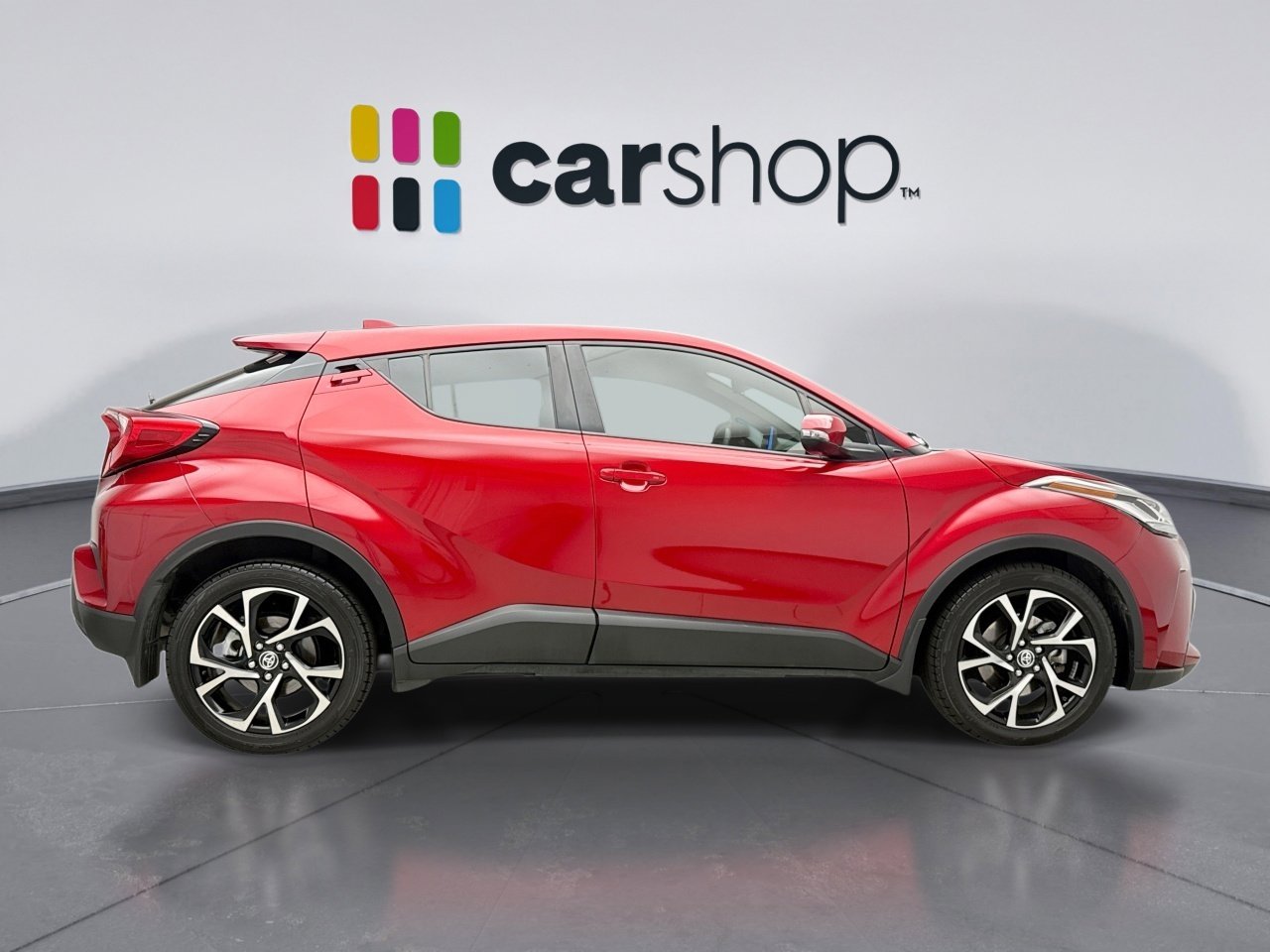 Used 2021 Toyota C-HR XLE image 6