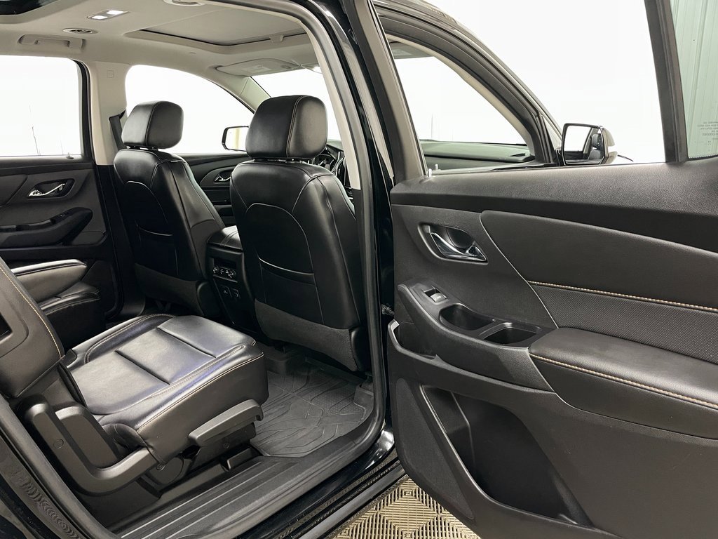 Used 2019 Chevrolet Traverse Premier w/ Redline Edition image 44