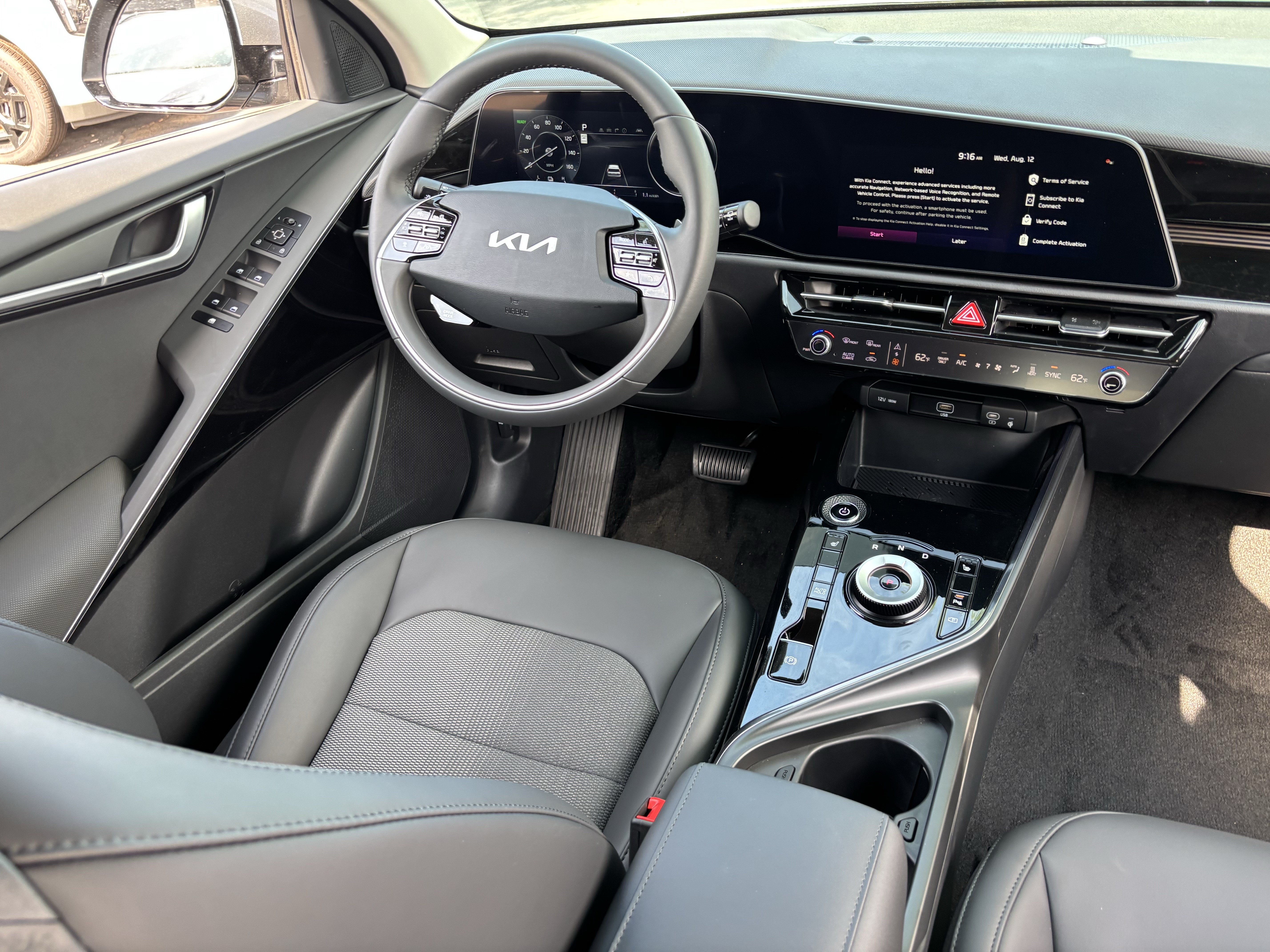 New 2026 Kia Niro Wind FWD image 12