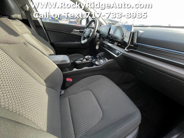 Used 2023 Kia Sportage LX AWD/4WD image 12