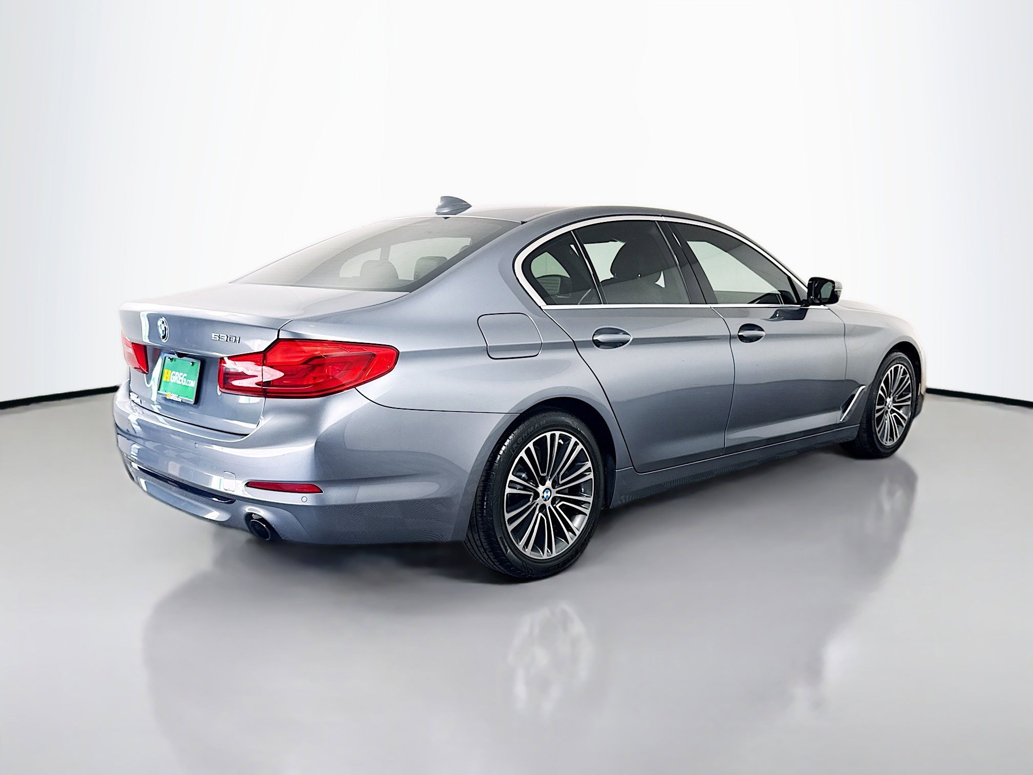 Used 2019 BMW 530i RWD image 10