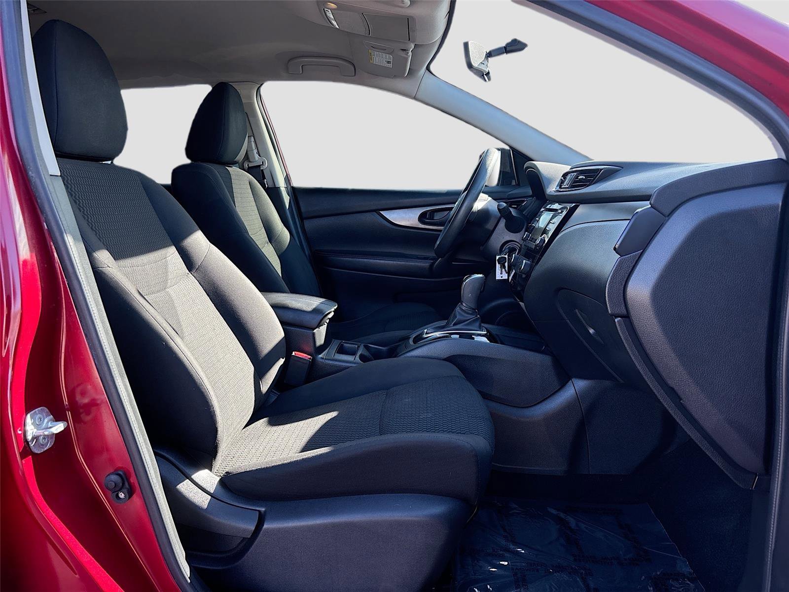 Used 2017 Nissan Rogue Sport S w/ S Appearance Package image 28