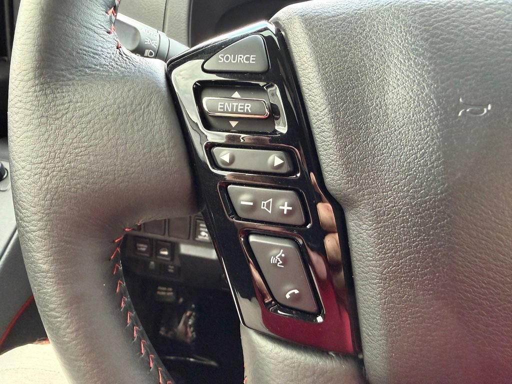 Used 2025 Nissan Frontier PRO-4X w/ Pro Premium Package AWD/4WD image 20