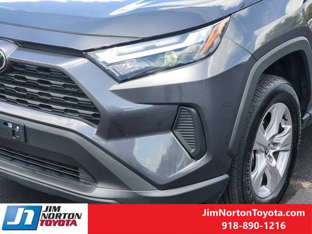 Used 2025 Toyota RAV4 XLE FWD image 10