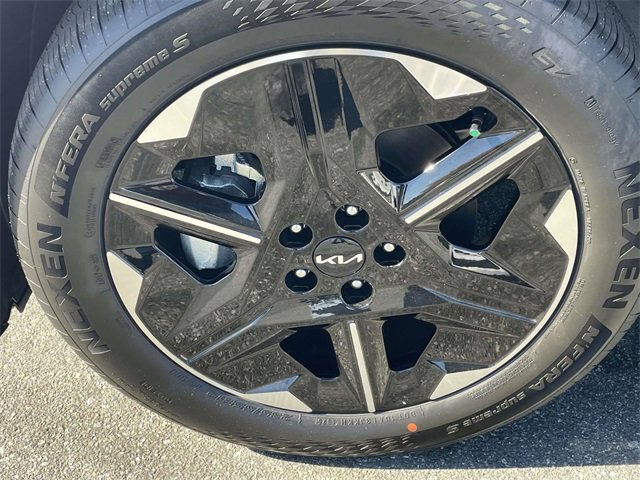 New 2025 Kia EV6 Wind image 9