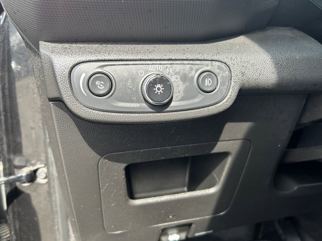 Used 2022 Chevrolet TrailBlazer LT AWD/4WD image 31