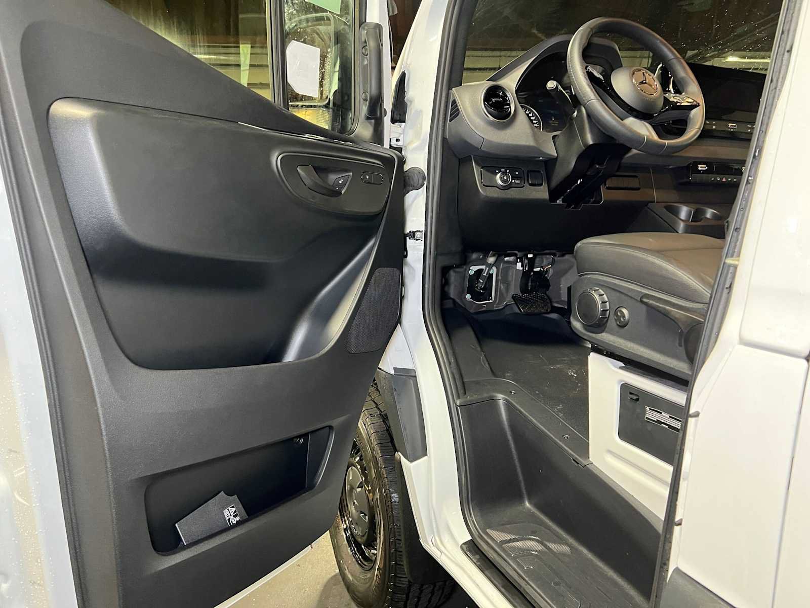 New 2025 Mercedes-Benz Sprinter 2500 image 20